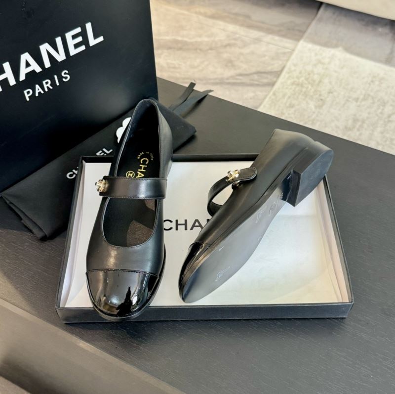 Chanel Low Shoes